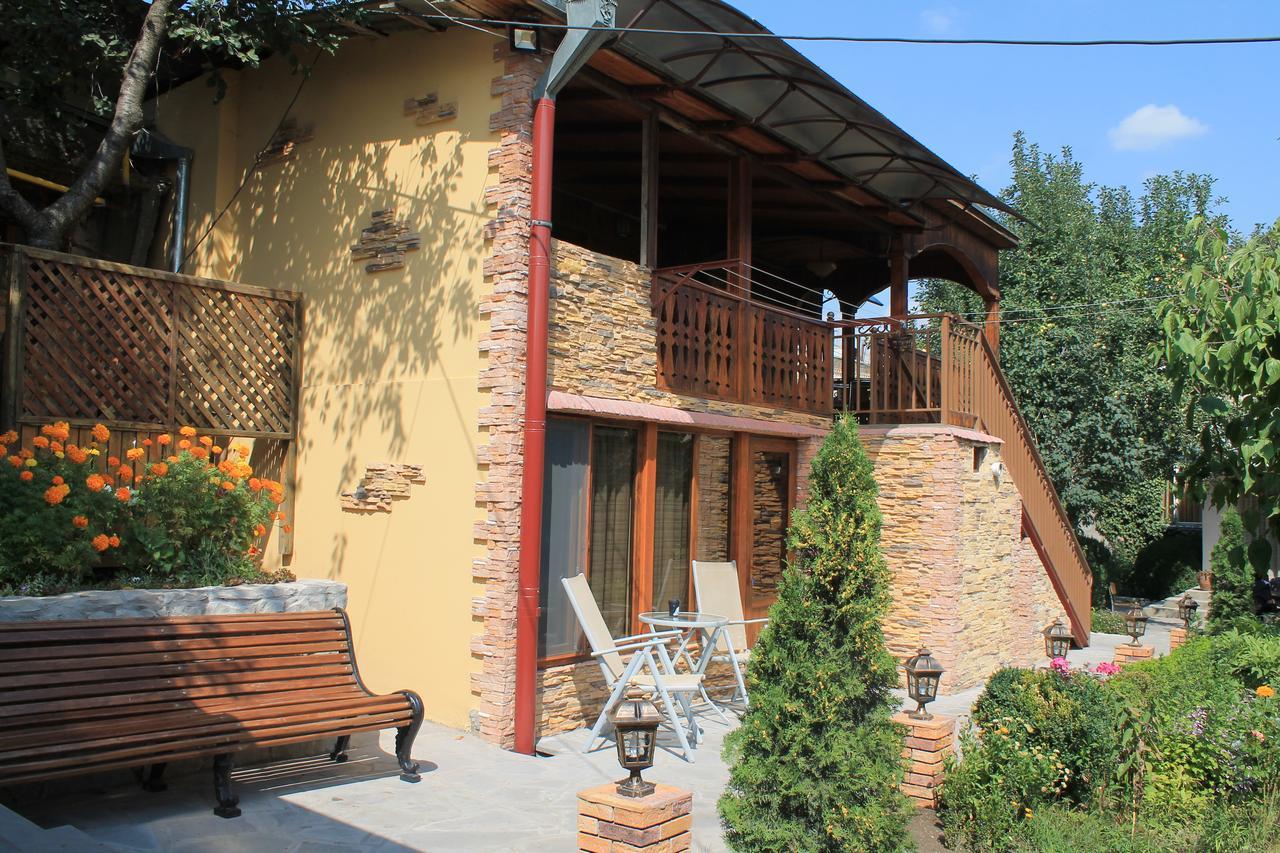 Maghay B&B Hotel In Wanadsor Exterior foto
