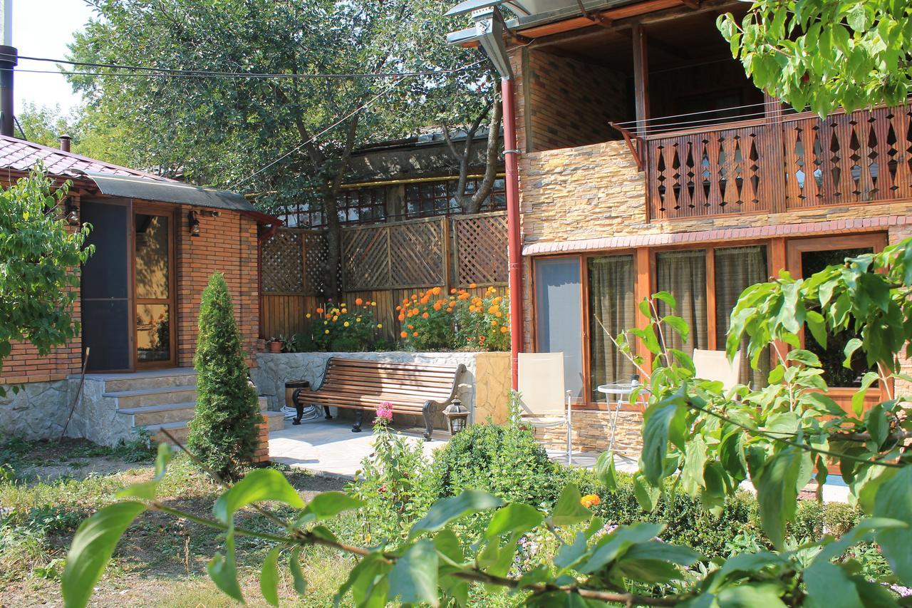 Maghay B&B Hotel In Wanadsor Exterior foto